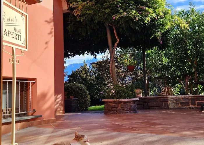Bed & Breakfast Foresteria Simona Colico
